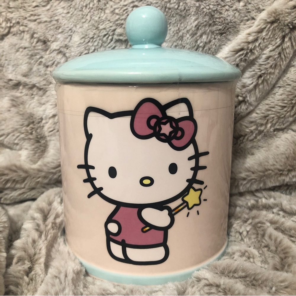 Hello Kitty Canister/Cookie Jar - Brand New